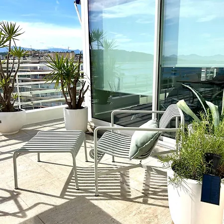 Riviera Rooftop - Front De Avec Terrasse Dans Le Centre Daire